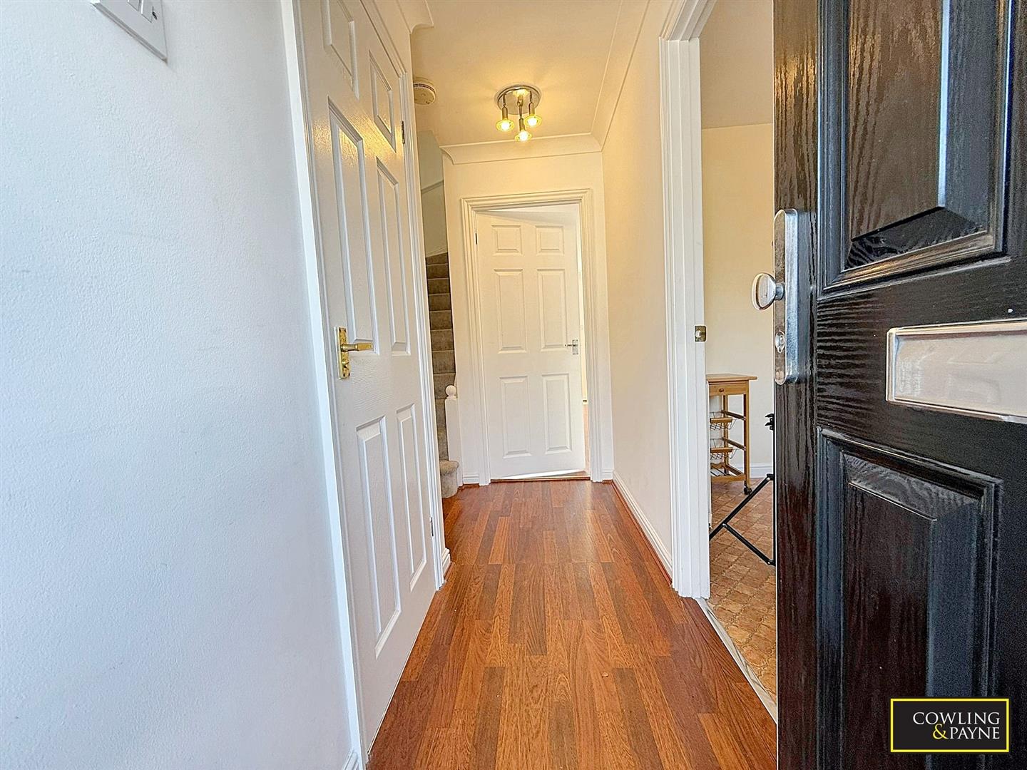 Station Avenue, Wickford